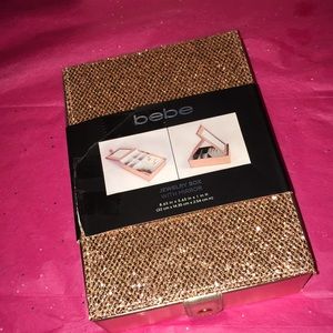 Brand New Rose Gold Bebe jewelry box w/mirror